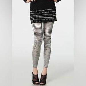 Missoni Striped tights NIB sz: Small